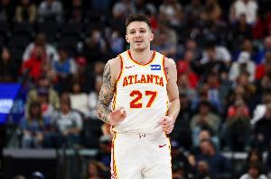 最后30秒倆三分為時(shí)已晚！克雷伊奇首發(fā)36分鐘 三分8中3拿9分