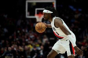 又一位老將缺陣？開(kāi)拓者官方：格蘭特生病今日降級為出戰存疑狀態(tài)