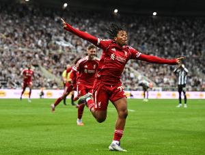 TA：利物浦為恩古莫哈&尼奧尼謀劃長(cháng)遠未來(lái)，視二人為未來(lái)核心