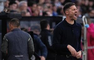 抱怨阿隆索訓練量過(guò)大？記者：球員表示事實(shí)相反！理解訓練方式