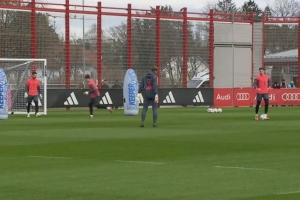 德媒：諾伊爾因患胃腸道感染，缺席本周球隊合練