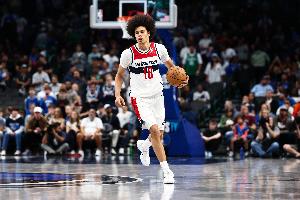 身手全面！凱肖恩·喬治17中8&三分8中4砍下23+7+7 填滿(mǎn)數據欄