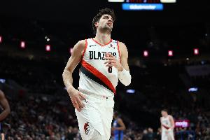 加練基本功！開(kāi)拓者全場(chǎng)罰球32中21 命中率僅有65.6%