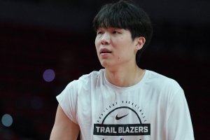 媒體人：公牛速度快投籃準中鋒會(huì )被瘋狂點(diǎn)名 所以教練用死亡五小