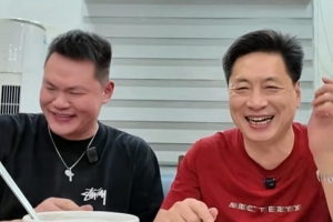 不是一瓶量？李春江to朱芳雨：現在我喝不過(guò)你 以前也喝不過(guò)你