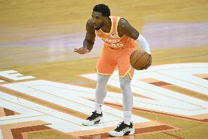 防守建功！火箭首節領(lǐng)先14分 騎士?jì)H得19分是其賽季新低