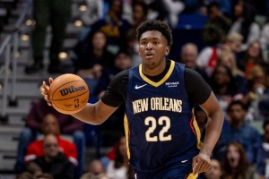 欺負老同志！新秀奎因快下隔扣瓦蘭丘納斯