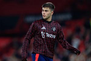 太陽(yáng)報：曼聯(lián)考慮下賽季把阿瑪斯和維特克列入一線(xiàn)隊陣容