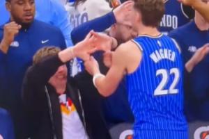 球迷曬瓦格納兄弟“擠奶”慶祝動(dòng)作：大瓦扮演奶牛 小瓦當擠奶工