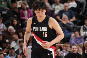 2分2板1助！韓喬生：楊瀚森上半場(chǎng)還行 下半場(chǎng)拉了 還得多練啊