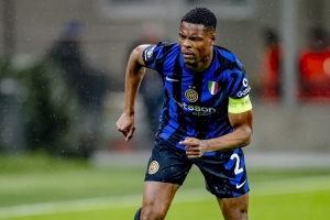 米體：鄧弗里斯可能因傷錯過(guò)米蘭德比 澤林斯基有望復出首發(fā)