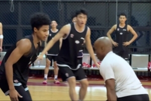 球員：教練我想打球??！  ???????主教練：我也想！??