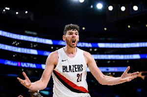 搶了個(gè)寂寞！籃板數開(kāi)拓者64-38公牛占壓倒性?xún)?yōu)勢 但最終1分憾負