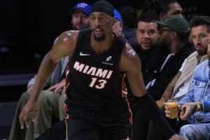 熱巴：看隊友拼搏卻無(wú)能為力很難受 傷缺時(shí)就扮演哈斯勒姆的角色