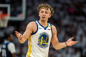 就你是庫里接班人？波杰姆斯基19中6&三分7中2拿20分8板