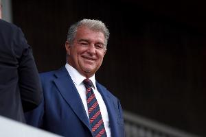 記者談拉波爾塔成就：俱樂(lè )部財務(wù)競技復蘇+請來(lái)弗里克+翻新球場(chǎng)