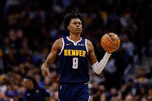 狀態(tài)火熱！沃特森19投13中砍32分12板3助 得分和籃板創(chuàng  )生涯新高