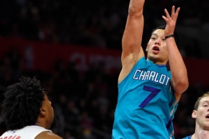 林書(shū)豪：在黃蜂打得好時(shí)喬丹會(huì )稱(chēng)贊我 他是我的偶像 這回憶很特別