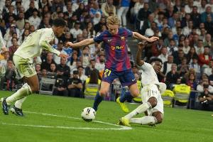 每體：巴薩始終密切關(guān)注皇馬內部動(dòng)態(tài)，皇馬三大球星公開(kāi)不滿(mǎn)