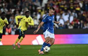 卡馬達：我受到了伊布的啟發(fā)，他曾是世界上最強的球員之一