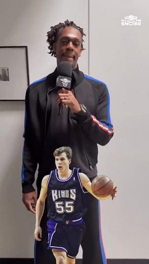 聽(tīng)到有比自己傳球好的就可以講話(huà)！19位傳奇讓隆多全程保持沉默