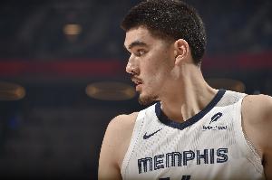 輕松！埃迪7中7砍16分4板2斷&得分全在上半場(chǎng) 下半場(chǎng)隨便打打