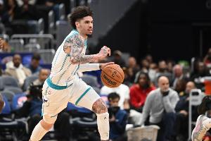 美記：拉梅洛·鮑爾對黃蜂的不滿(mǎn)日益加劇 并愿意接受交易離隊！