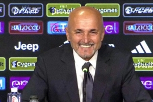 斯帕萊蒂：伊爾迪茲續約的事不由我決定；堅信意大利能進(jìn)軍世界杯