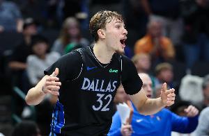 快船&尼克斯&鵜鶘&奇才本賽季客場(chǎng)都只贏(yíng)過(guò)獨行俠 其他客場(chǎng)0-23