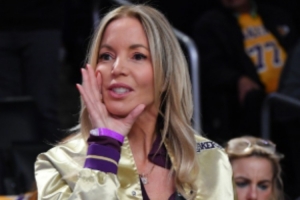 鍵盤(pán)俠|湖人新老板遲早會(huì )清洗巴斯家族！該聘請尼科·哈里森了