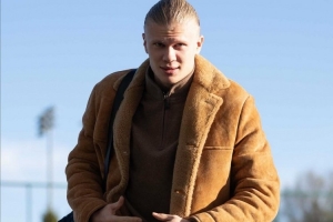 冬季裝扮！哈蘭德社媒曬照：冬天要來(lái)了/已經(jīng)到了！