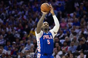 莊神都把三分當常規武器！生涯場(chǎng)均0.2次出手 本賽季場(chǎng)均投1.3次