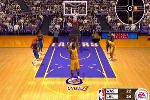 吧友玩過(guò)嗎？2003年籃球游戲里，罰球竟是這樣的！比2K難啊