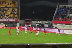 ??球迷現場(chǎng)目睹汪士欽離譜失誤：WC這什么??？