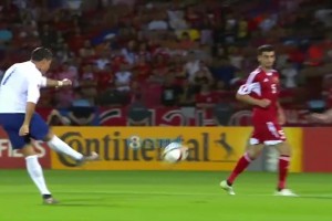 當年遭亞美尼亞球迷喊梅西！C羅神級停球+世界波戴帽回應