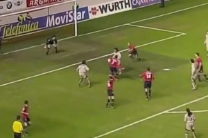 梅西干啥我干啥??！安哥拉球員防守梅西