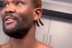 艾頓 ：“我說(shuō)過(guò)我在湖人快樂(lè )嗎？我太TM興奮了！”