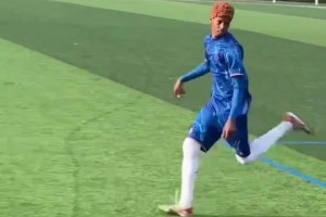 偽九號才是最適合他的位置？金球登貝萊精彩混剪！