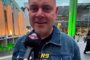 到自己好朋友的國家繃不住了！迪涅此前的盲選五人組！