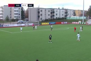 兄弟間的對決：杰克-弗萊徹搶斷泰勒-弗萊徹，為英格蘭國青進(jìn)球